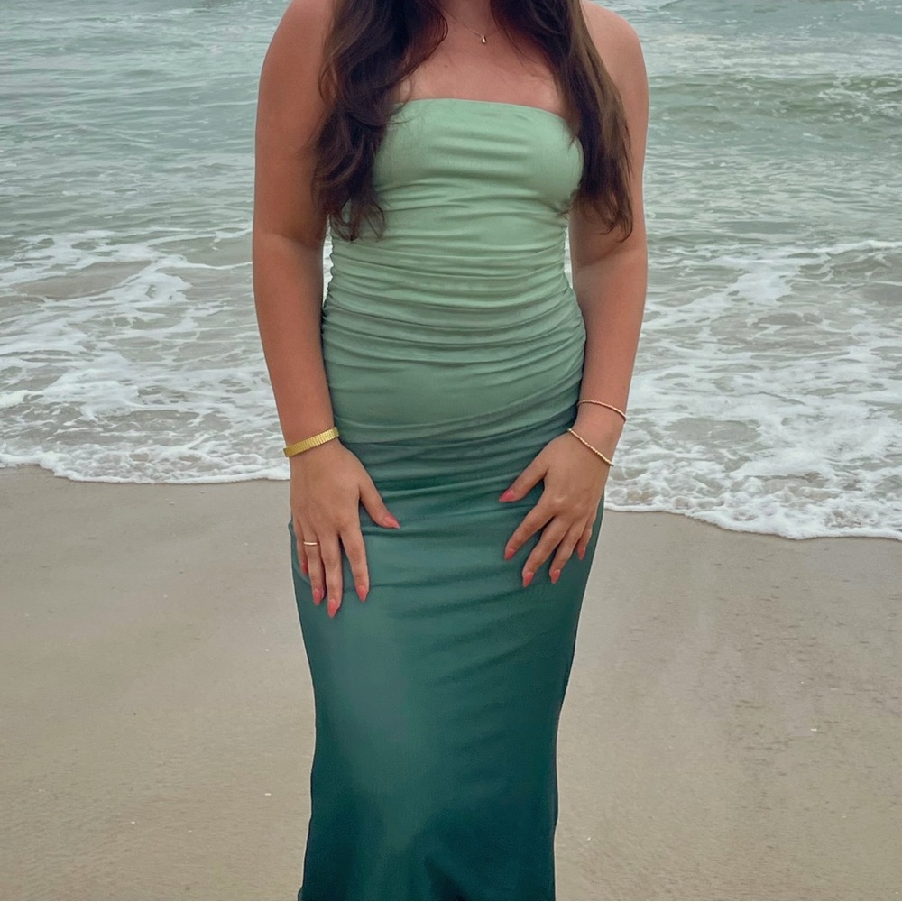 Elegant Green Strapless Dress